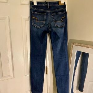 American Eagle skinny jeans